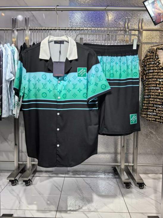 Picture of LV Shirt Pant Suits _SKULVS-3XL12yr34723724